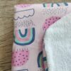 Toalha de Banho Infantil Bebê com Capuz Joaninha Rosa - Colo de Mãe - Imagem 2