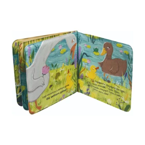 Livro de Banho Magic Color Patinho Feliz Kababy com a imagem aparecendo