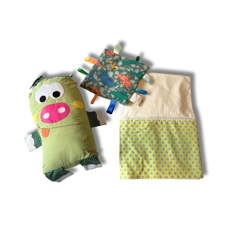 Kit Enxoval Jogo de lençol para berço 3 peças Naninha e Manta sensorial