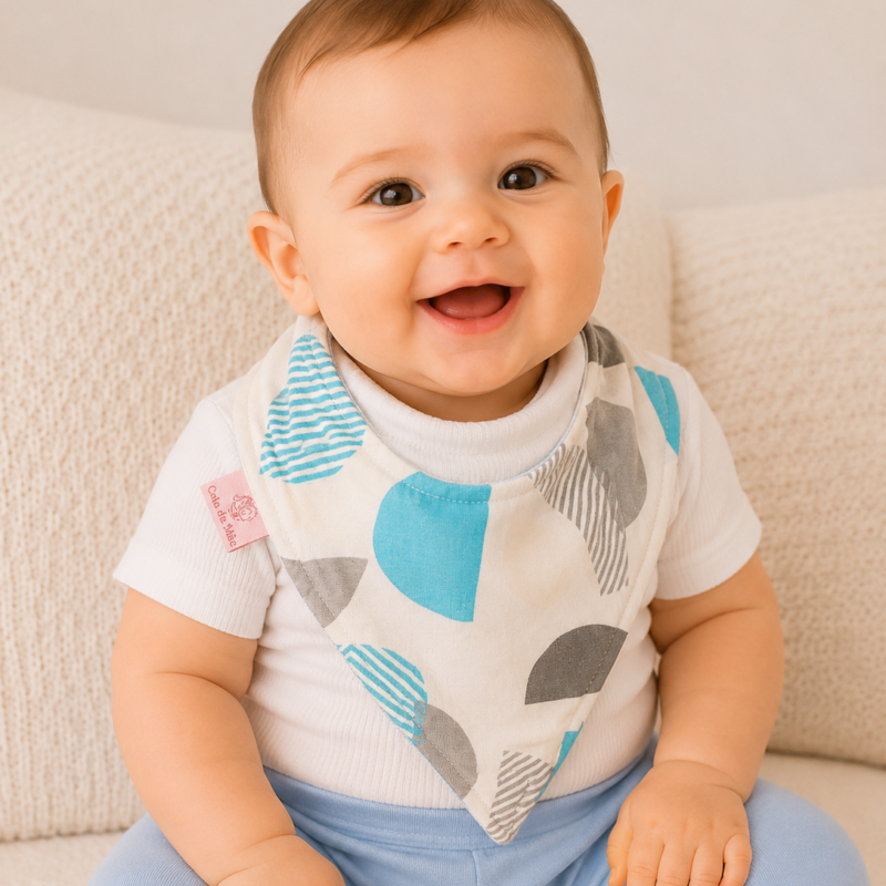 Babador Bandana Duplo Atoalhado Geométrico Colo de Mãe