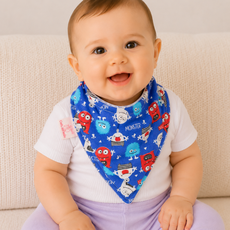 Babador Bandana Duplo Atoalhado Monstrinhos Colo de Mãe