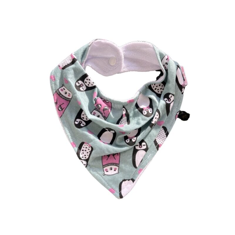 Babador Bandana Duplo Atoalhado Pinguim Corações Colo de Mãe